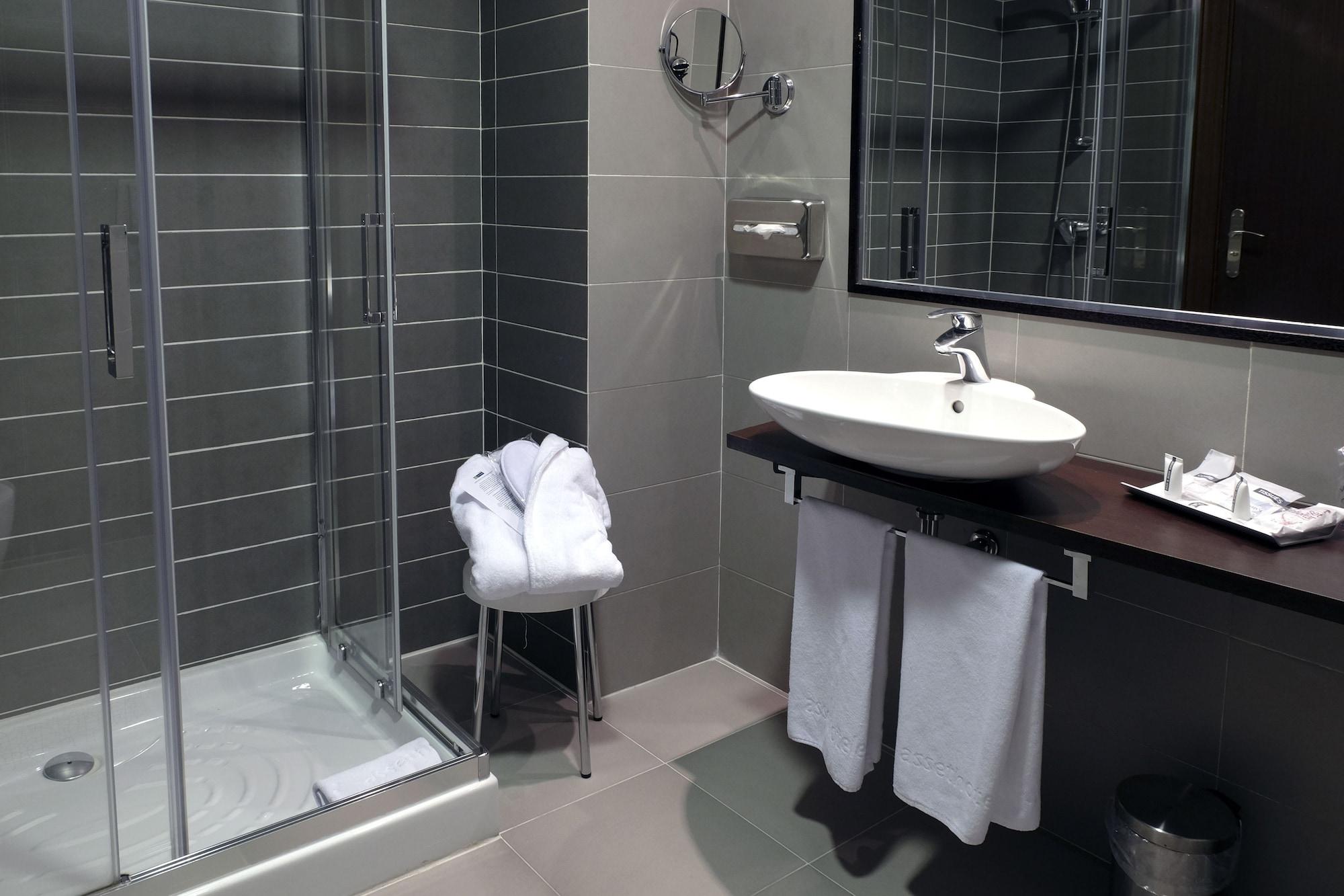 Hotel Asset Torrejon Torrejón de Ardoz Zewnętrze zdjęcie