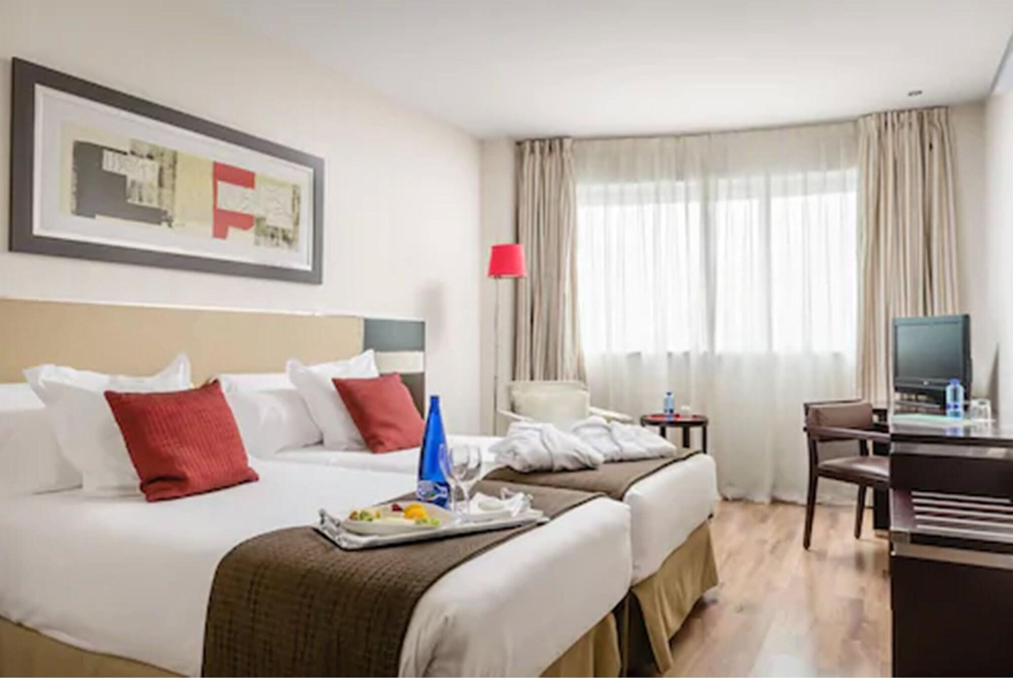 Hotel Asset Torrejon Torrejón de Ardoz Zewnętrze zdjęcie