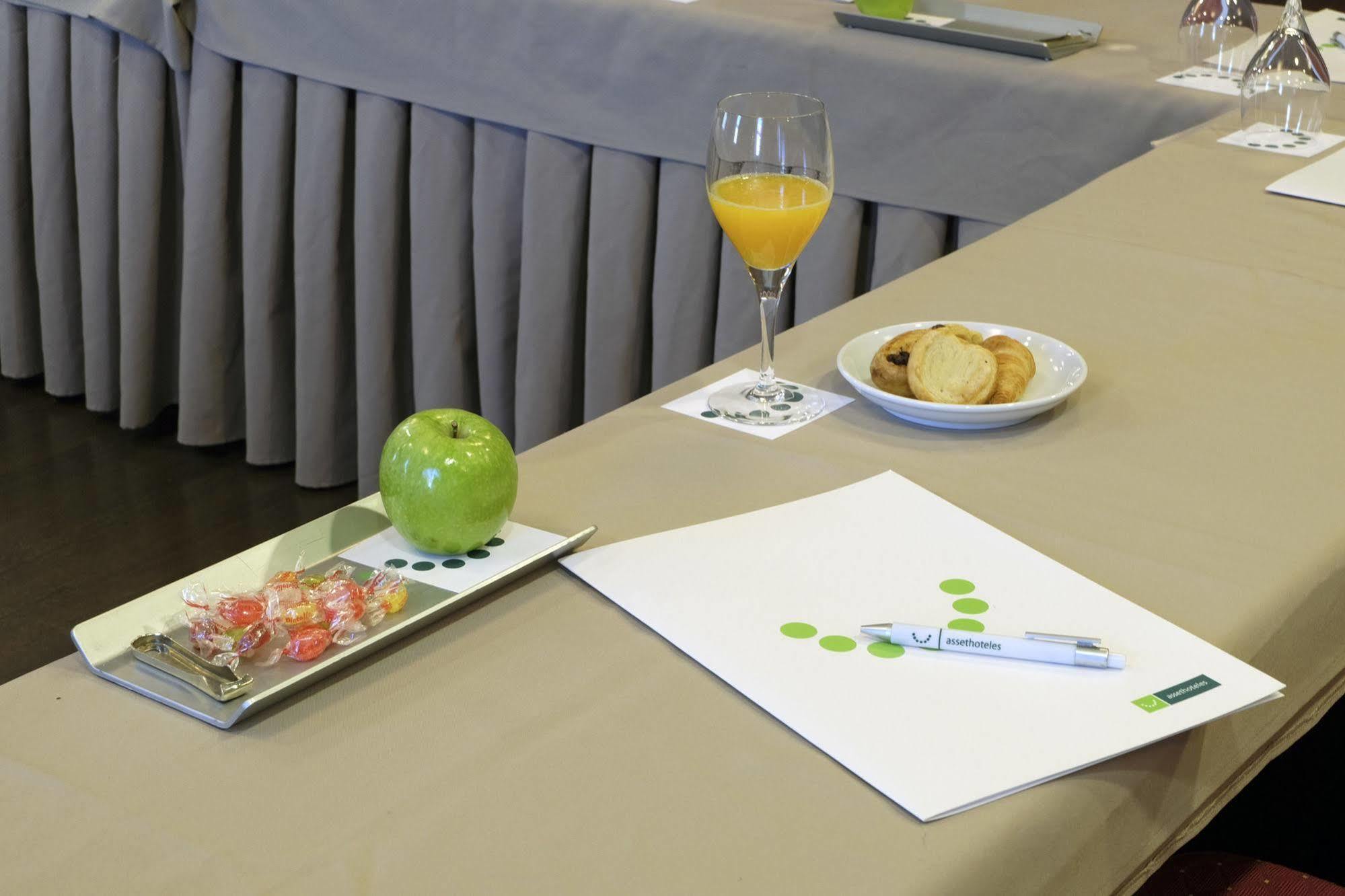 Hotel Asset Torrejon Torrejón de Ardoz Zewnętrze zdjęcie