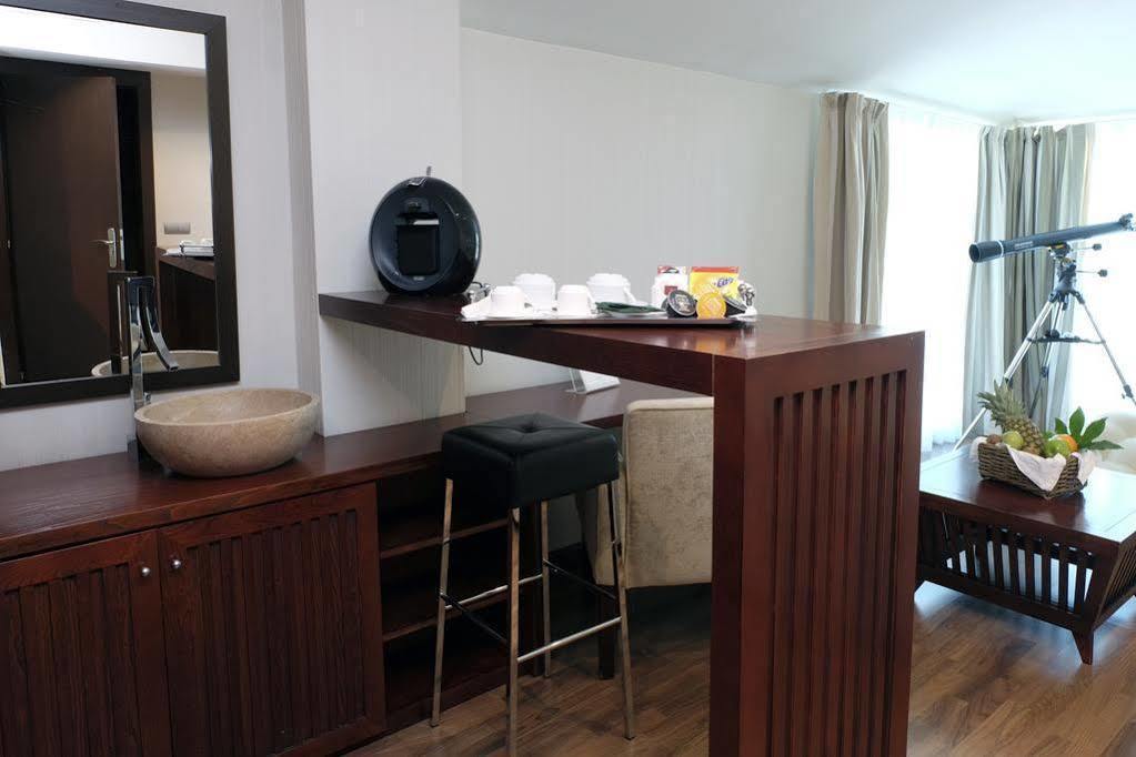 Hotel Asset Torrejon Torrejón de Ardoz Zewnętrze zdjęcie