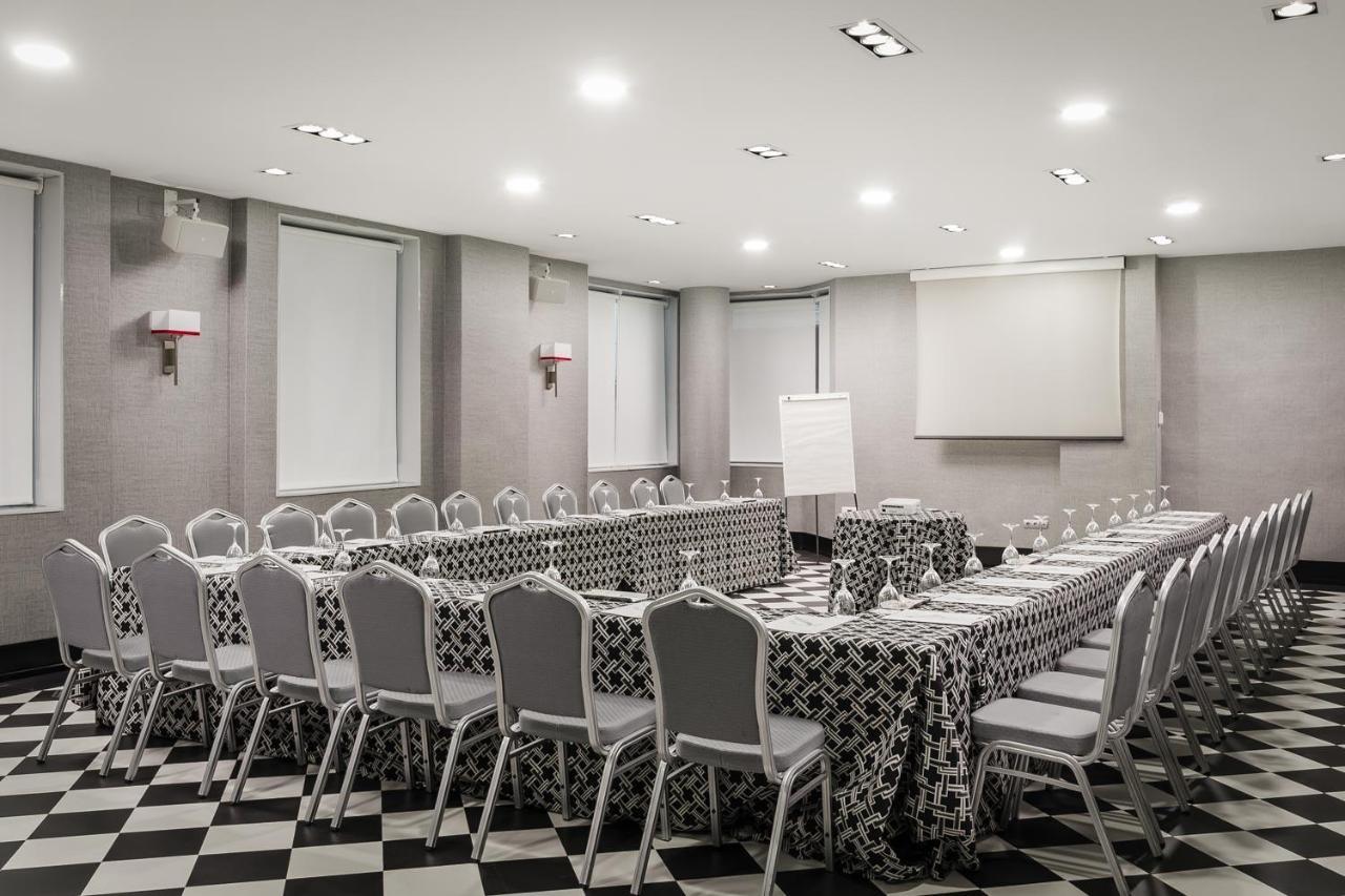 Hotel Asset Torrejon Torrejón de Ardoz Zewnętrze zdjęcie